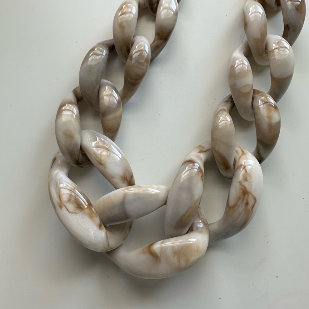 BaubleBar Chunky Marble Chain Necklace